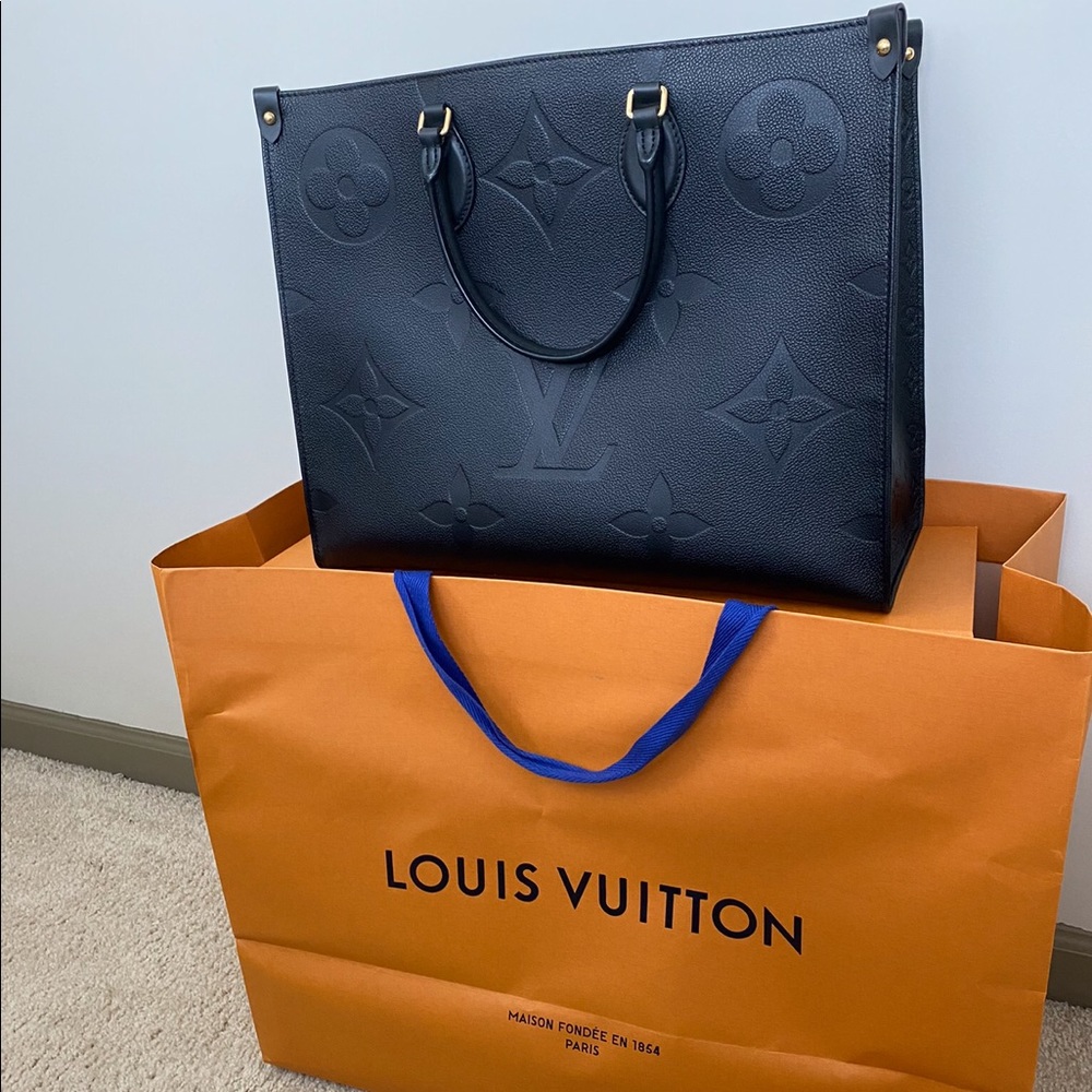 LV On The Go GM tote